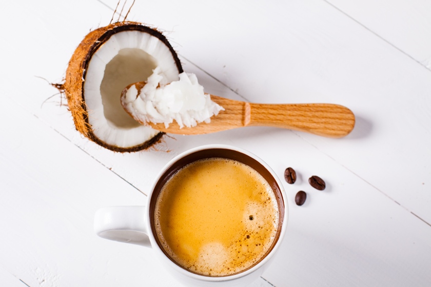 Qual o Melhor Horário para Tomar Café com Óleo de Coco?